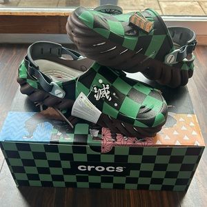 Crocs, perfect condition (never worn)